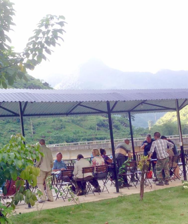 Diem Dung Chan Can Ty Hà Giang Zewnętrze zdjęcie